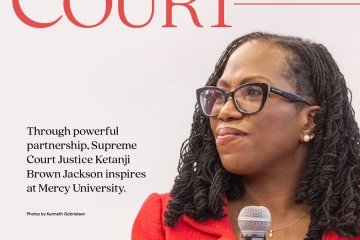 Maverick Magazine Holding Court