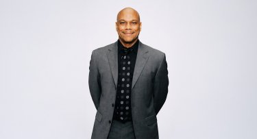 Shawn Walton, Mercy alumnus