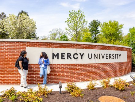 Mercy University entrance in Westchester with students in front