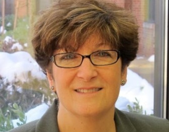 Lori Raia Thomas, '10