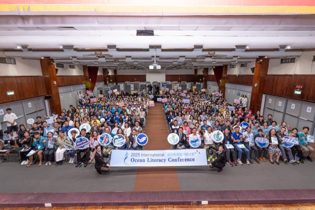 Attendees at Ocean Literacy Conference in Taiwan